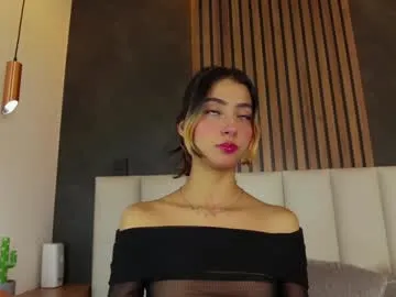 parisfox_'s Thumb Image